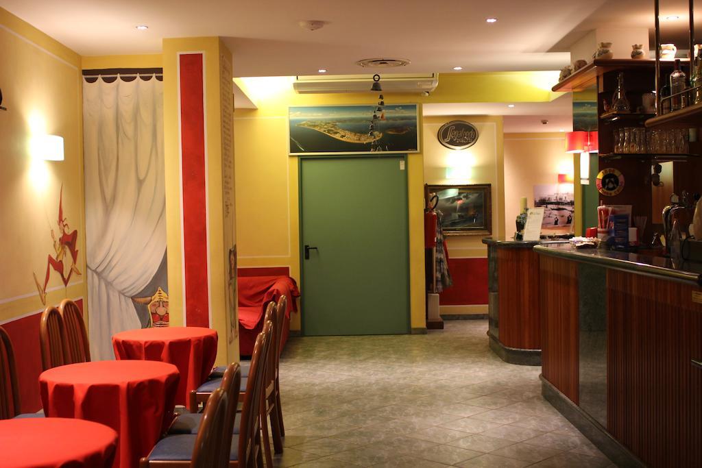 Hotel La Fenice لينانو سابيادورو المظهر الخارجي الصورة